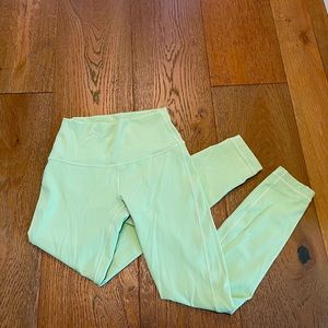 Green Lululemon leggings never worn